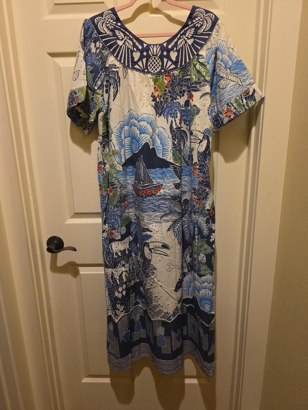 FARM Rio Graphic Rio Maxi Dress - Picture 3 of 6